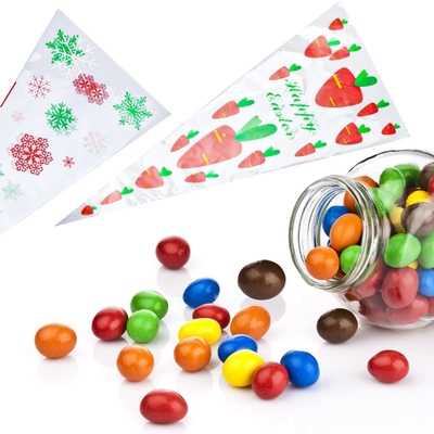 200 PCS Cone Bag 6 x 15 นิ้ว Clear Triangle Treat กระเป๋าพร้อม Twist Ties สำหรับคุกกี้แฮนด์เมด